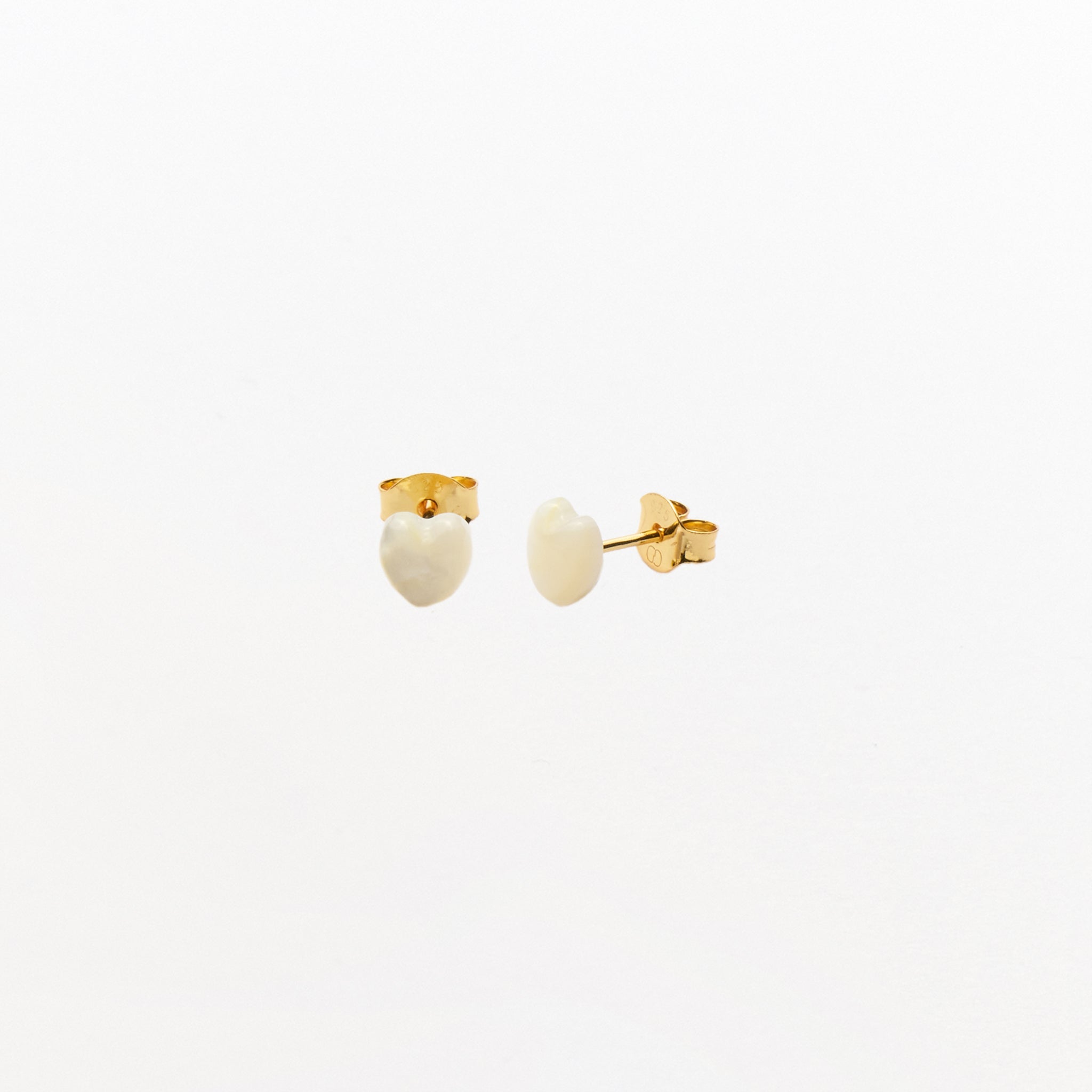 Heart Pearls Stud