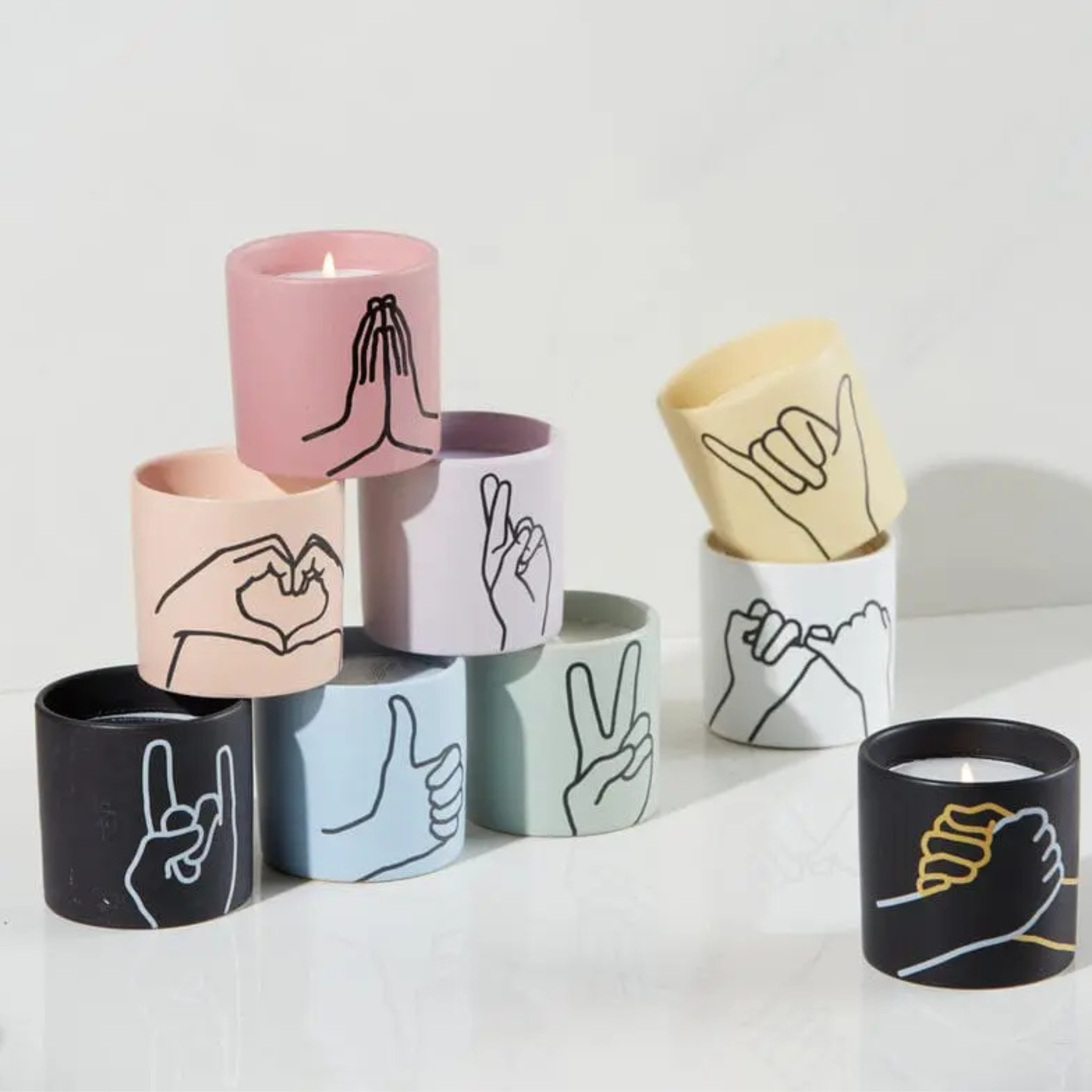 Keramik Kerze "Pinky Promise" - Wild Fig & Cedar